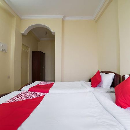 Oyo Th Guest House Hyderabad Esterno foto
