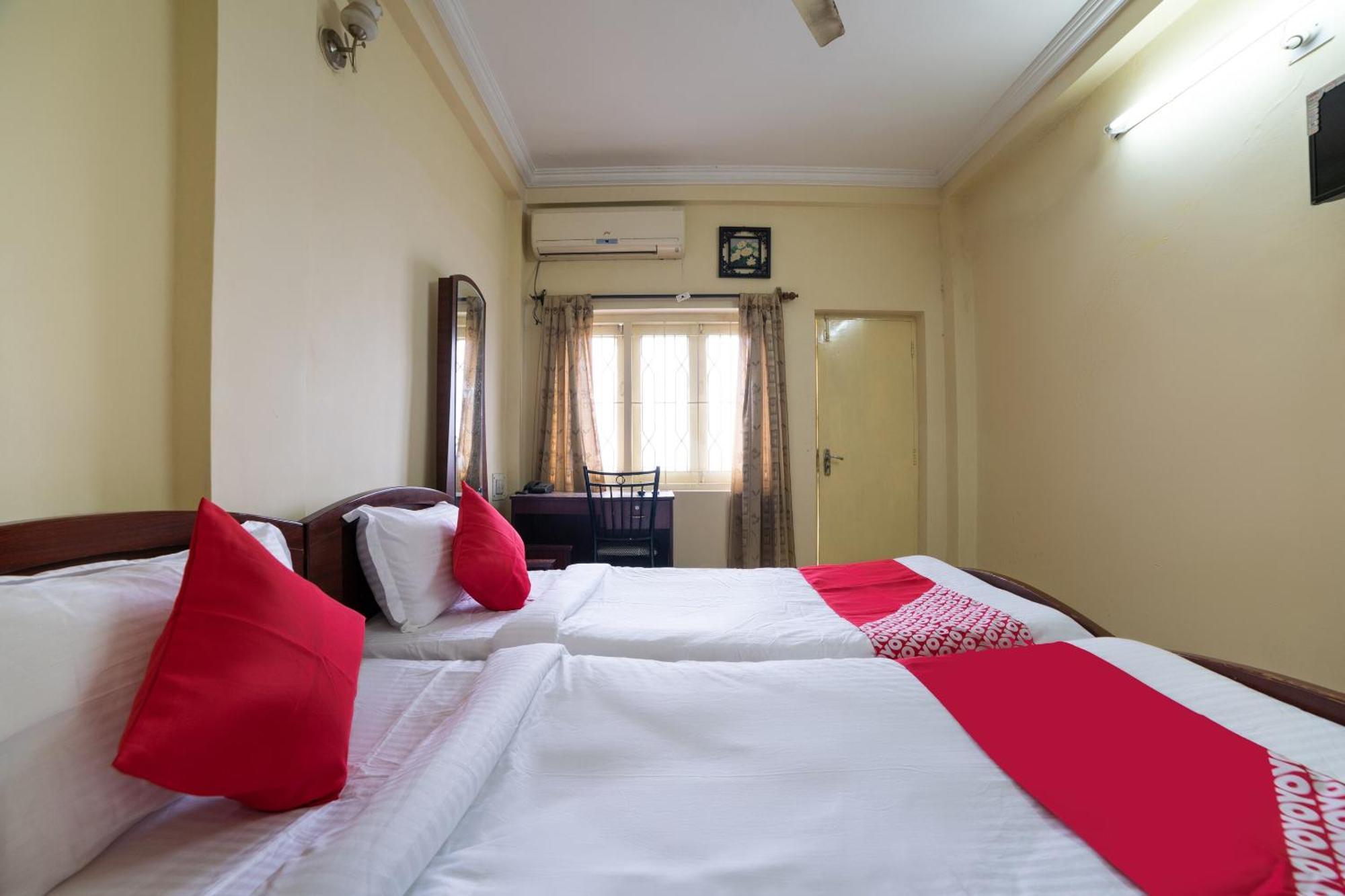 Oyo Th Guest House Hyderabad Esterno foto