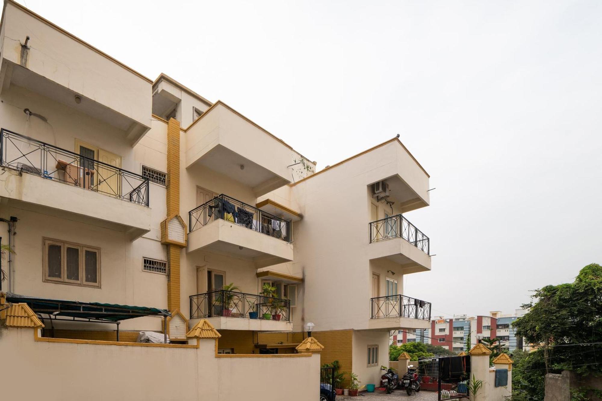 Oyo Th Guest House Hyderabad Esterno foto